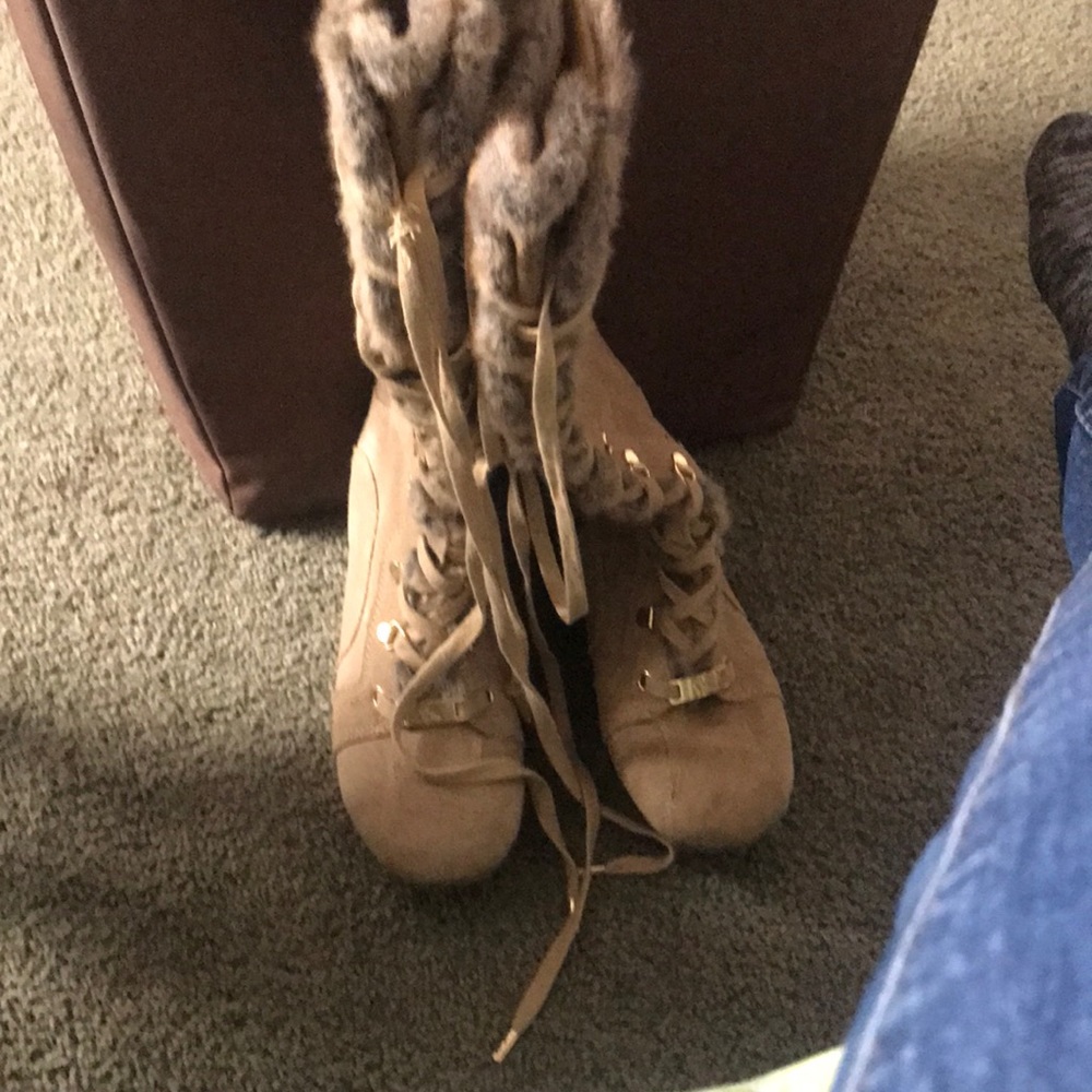 Wedged boots - Picture 2 of 3